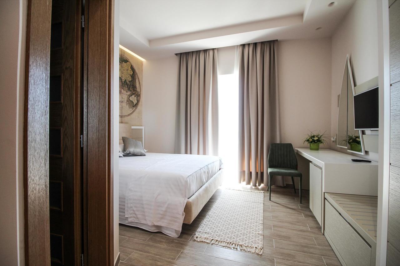 Hotel Kristera Vlora Kültér fotó